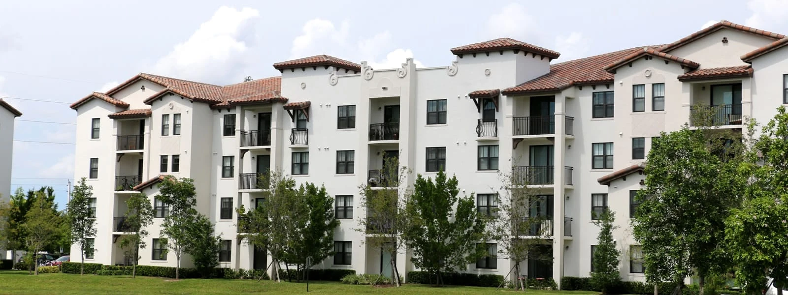Amli Apartments - ES Windows