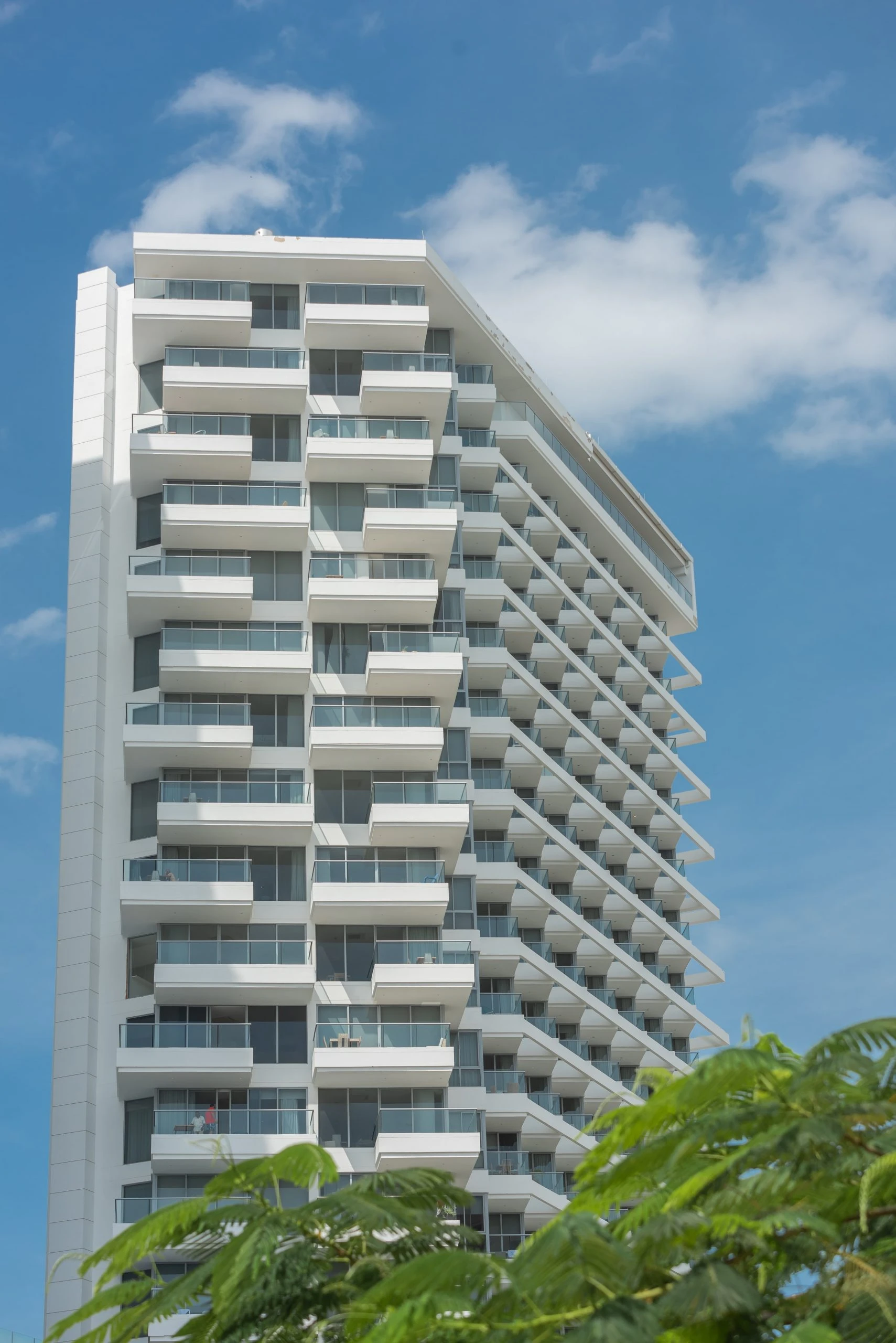 Grand Marina - ES Windows