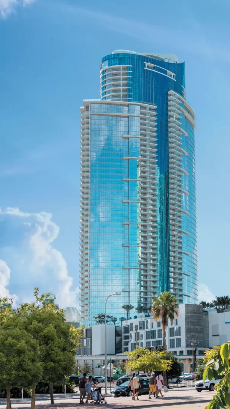 Paramount Miami Worldcenter